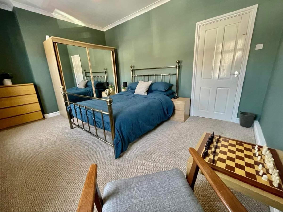 Spacious 3 Bedroom Retreat For Professionals Kingston upon Hull ภายนอก รูปภาพ
